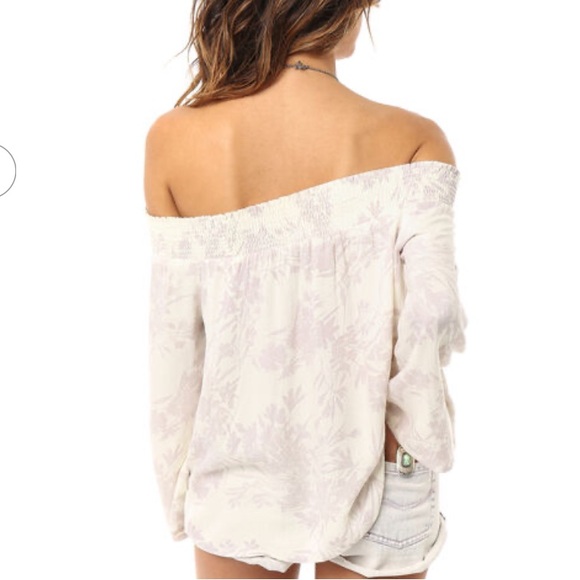 O’Neil Jessie Off-Shoulder Top - Picture 2 of 4